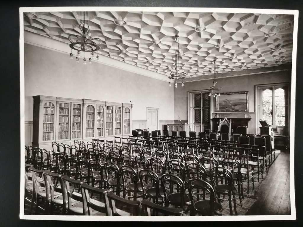 Black and white photo of Martin Hall at New College from 1946